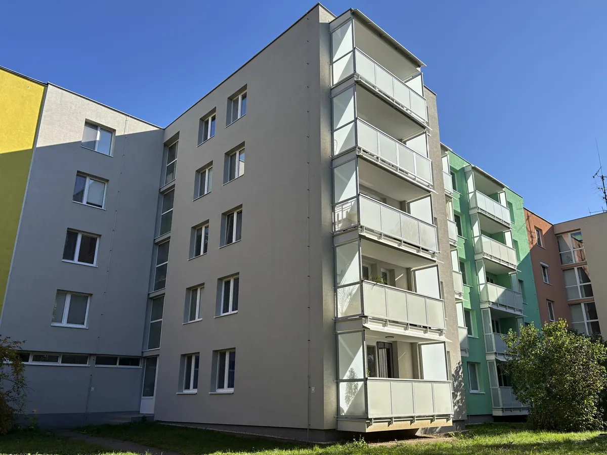 J. Halašu 2699 Trenčín, fasáda po obnove
