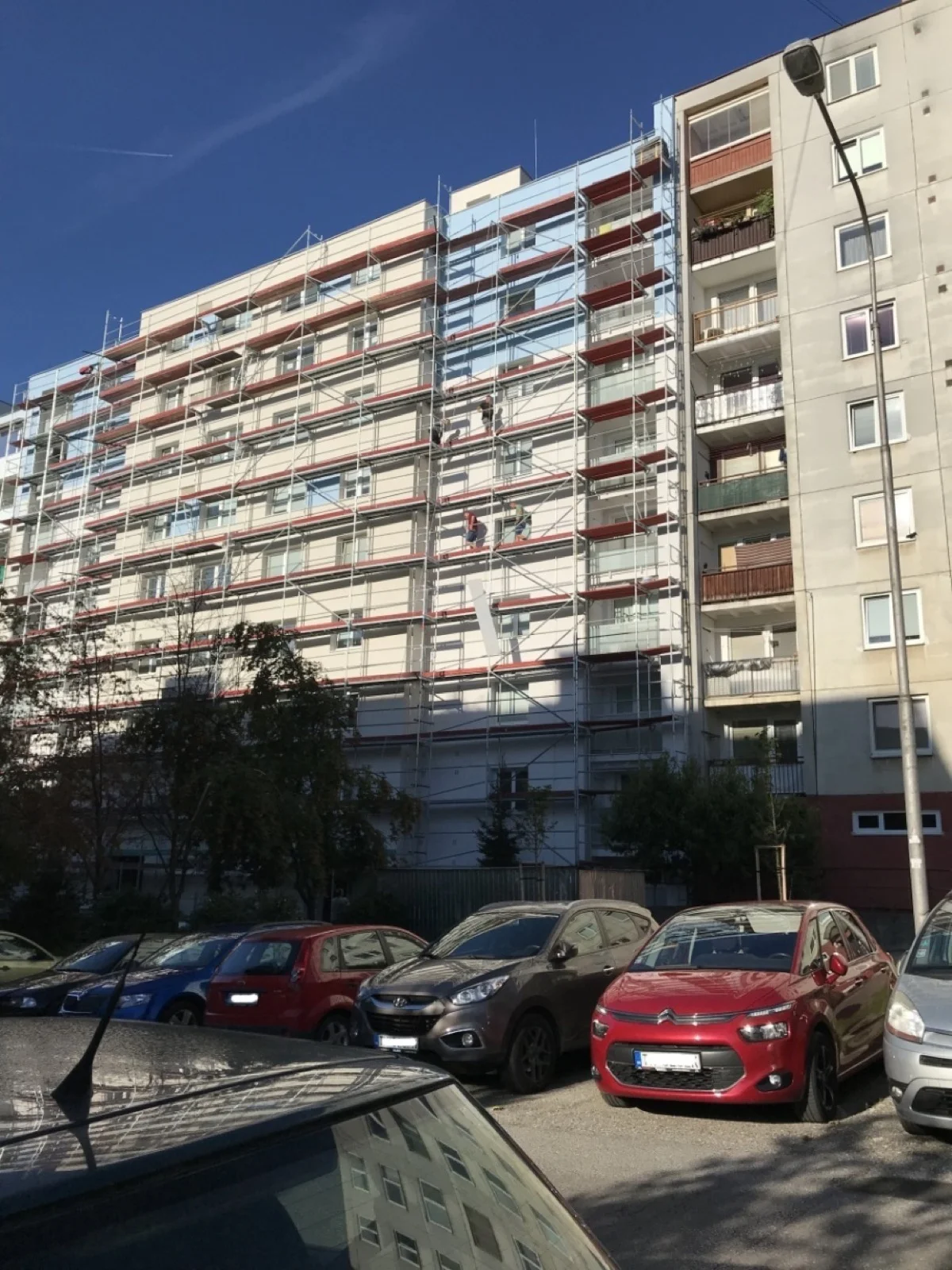 M. Bela 2464 Trenčín, bytový dom po obnove